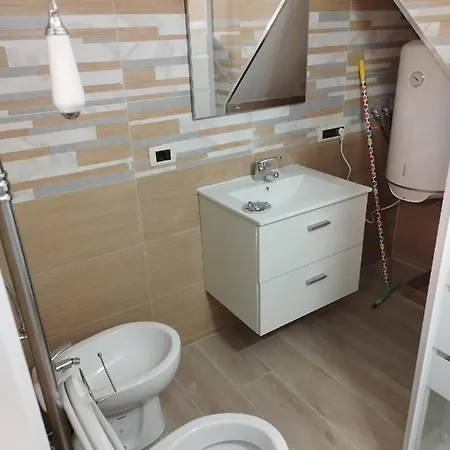 Il Conte A Casa * Napels