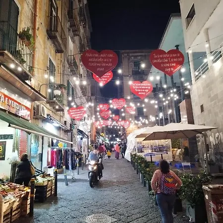 Il Conte A Casa * Naples