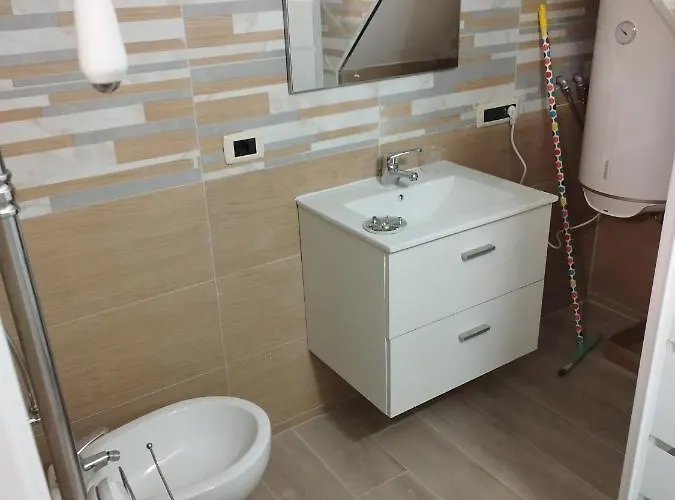 Il Conte A Casa * Napoli